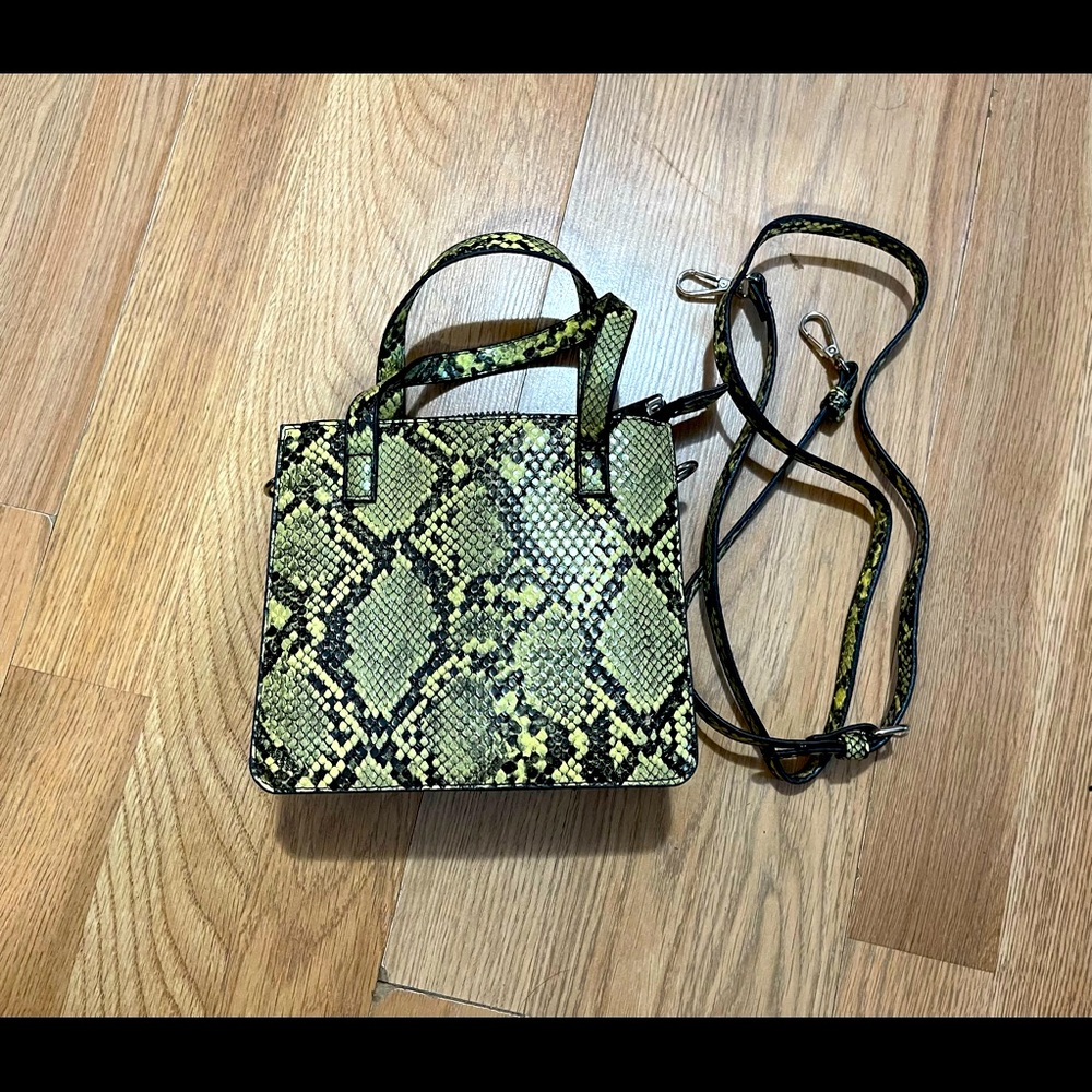 FOREVER 21 MINI CROSSBODY PURSE